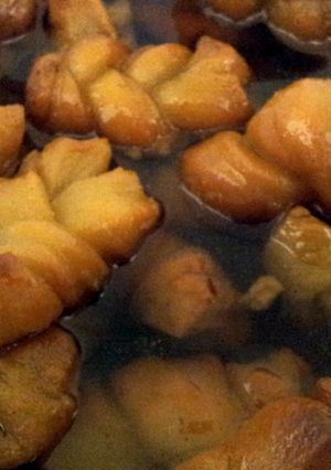A picture of Traditional South African Koeksisters.
