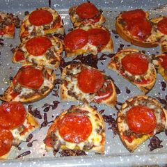 A picture of Rye Party Pizzas.