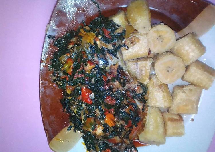 Unripe plaintain,vegetables with dry fish