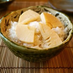 A picture of Bamboo Shoot Rice.