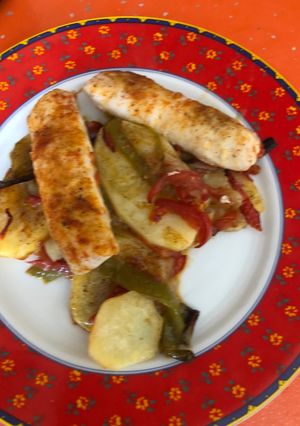 Una foto de Merluza al horno con patatas
