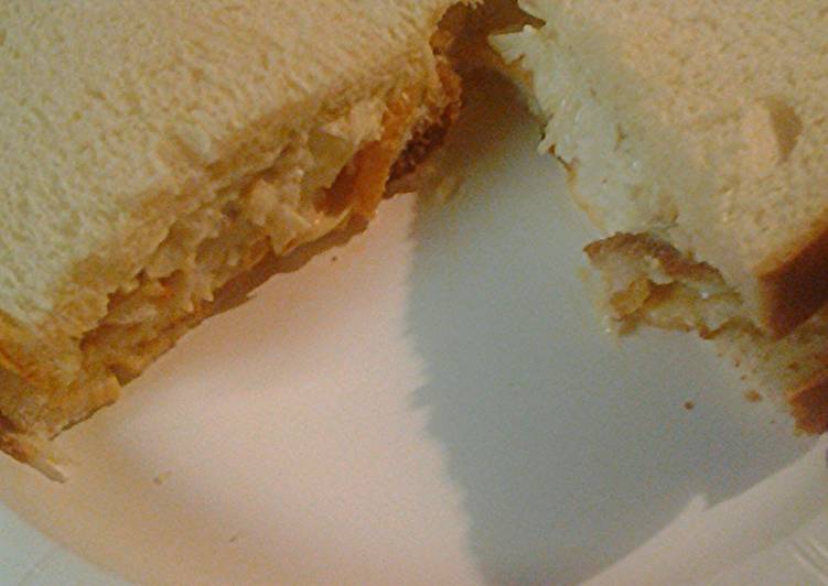 Easiest Way to Prepare Super Quick Homemade Leftover fish and coleslaw sandwiches