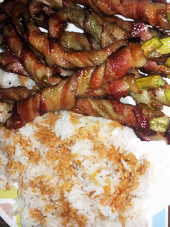 A picture of bacon wrapped asparagus.