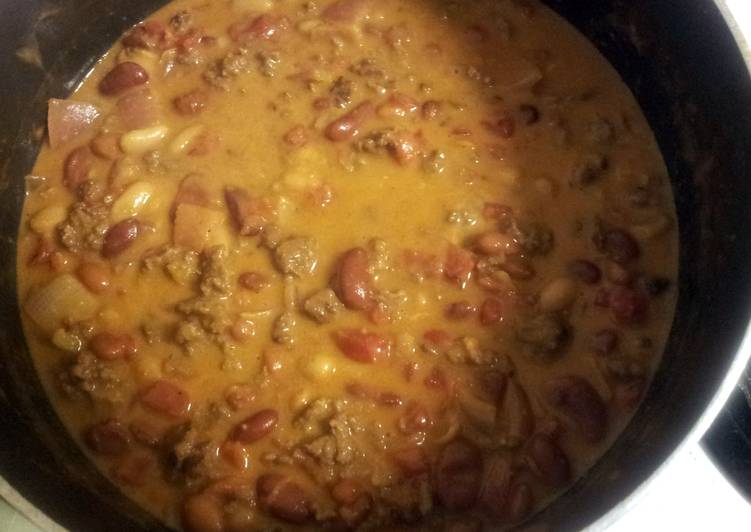 Recipe of Perfect Cheesy Chili