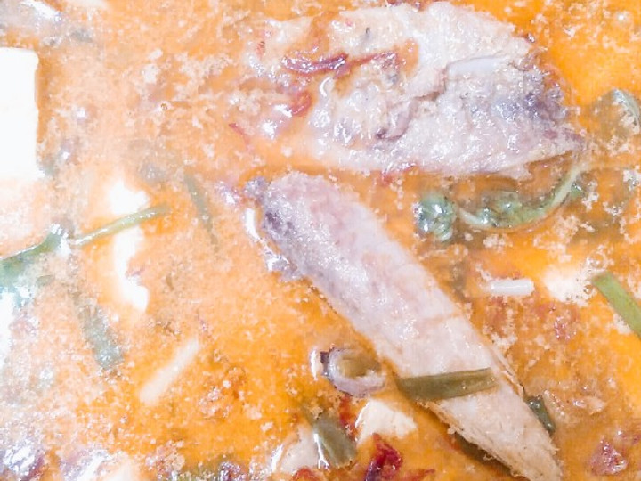 Langkah Mudah untuk Membuat Tongkol asem pedas kemangi, Enak