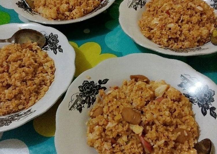 11Cara Membuat Nasi goreng sosis yang Lezat