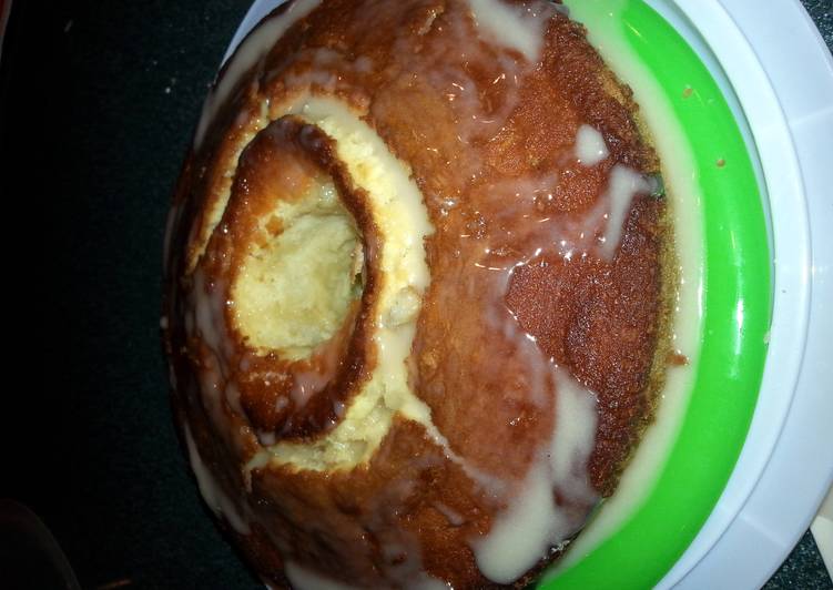 Simple Way to Prepare Homemade 7up lemon pound cake