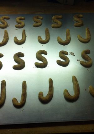 A picture of Sharon "S" Lemon And Cinnamon Cookies.