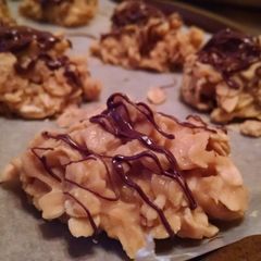 A picture of No Bake Peanut Butter Cookies.