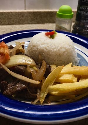 Una foto de Lomo saltado 🥩