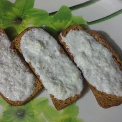 A picture of Yummy rusk.