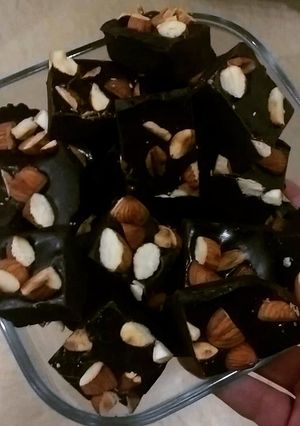 A picture of 2 ingredient chocolate fudge.