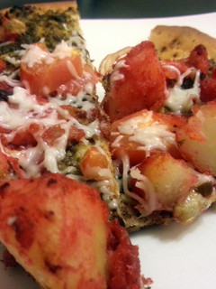 A picture of Tandoori potato pizza.
