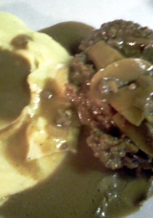 A picture of Momma's Almost Homemade Salsbury Steak.