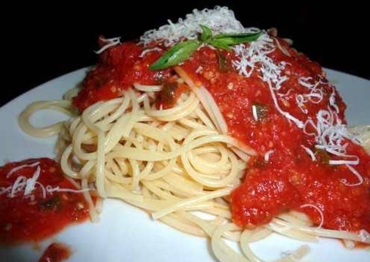 Steps to Make Gordon Ramsay Homemade Spaghetti Sauce