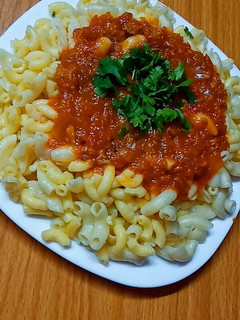 صورة لوصفة معكرونة بصوص التونة 😍❤️