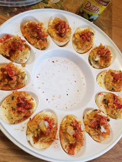 A picture of Buffalo Chicken Dip Deviled Eggs.