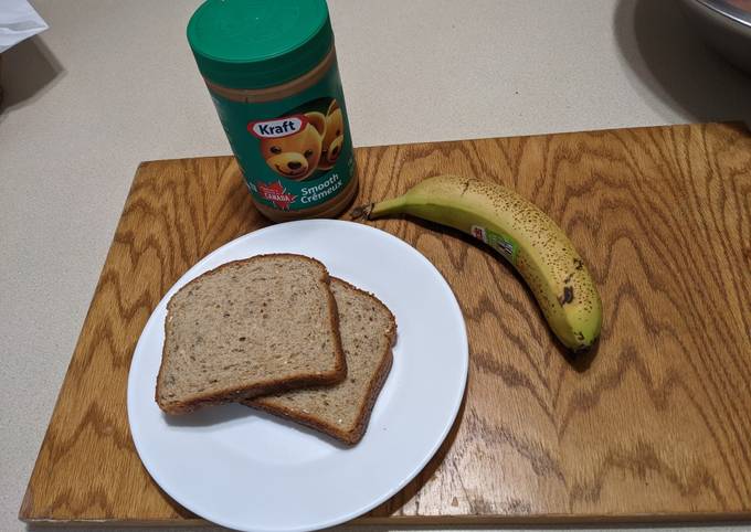 A Smooth Peanut Butter And Banana Sandwich Recipe By Mike Cookpad