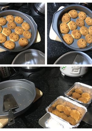 A picture of Eggless Coconut Cookies.