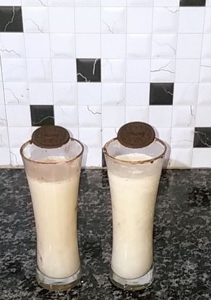 कोल्ड कॉफ़ी (cold coffee recipe in Hindi) रेसिपी मुख्य फोटो