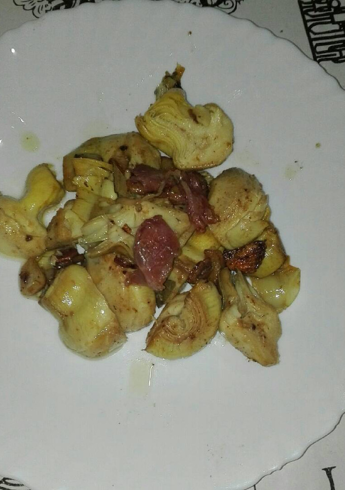 Una foto de Alcachofas salteadas con jamón 