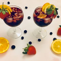 A picture of Instant sangria cocktail.