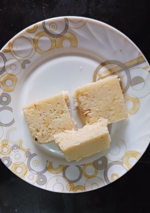 A picture of Little Millet Barfi-Cake.