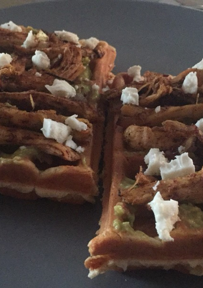 Una foto de Waffles salados saludables y fáciles de hacer