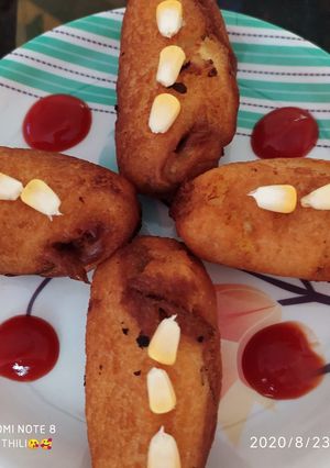 A picture of Bread corn roll.
