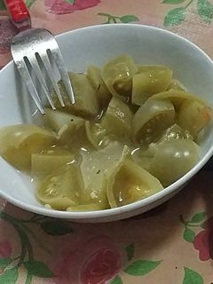 عکسی از دستور ترشی گوجه کال