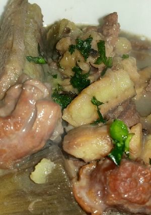 Hình của món Canh bò hầm chuối tiêu.