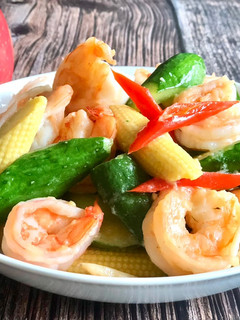 小黃瓜炒蝦仁 / 家常菜 的食譜成品照片