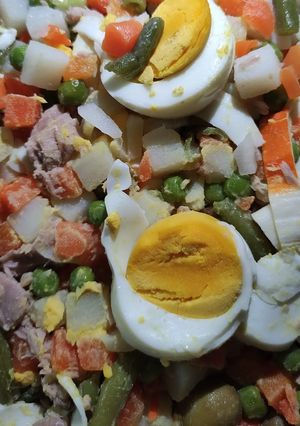 Una foto de *Ensaladilla rusa/salpicón*🥗