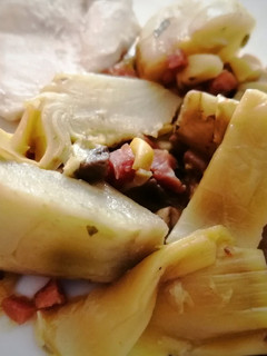 Una foto de Salteado de verduras con jamón