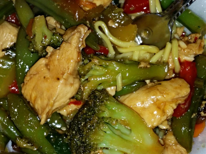Recipe Chicken & veggie stir-fry the Delicious Delicious