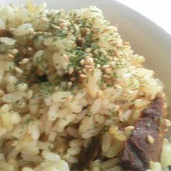 A picture of Easy Mixed Rice with Canned Kabayaki-Style Pacific Saury.