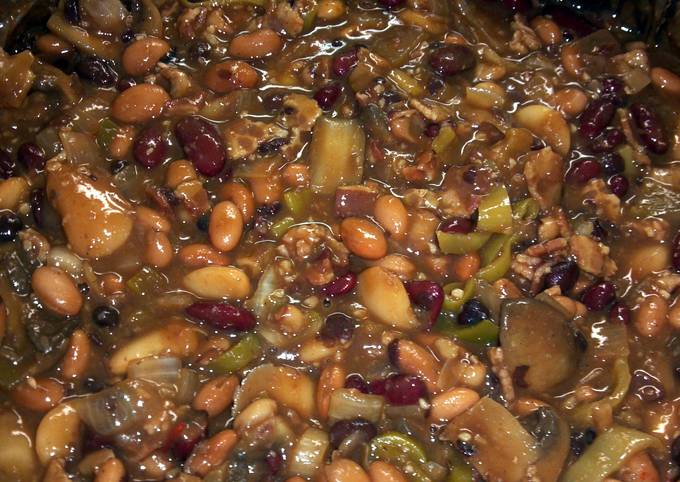 Recipe of Award-winning Jazzy&#39;s kicked up baked beans