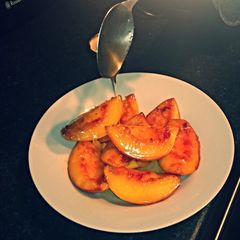 A picture of Grilled Peach and Honey.