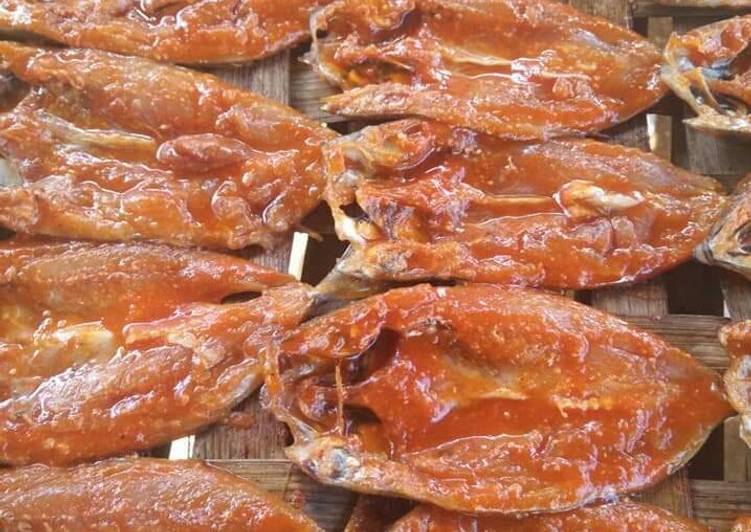 Resep #172. Ikan kerih layang bumbu kuning yang Enak