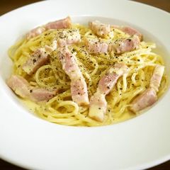 A picture of Delicious Carbonara - Easy to Cook in a Bowl.