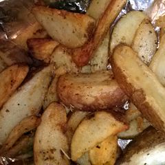 A picture of Rosemary Red Potatoes.