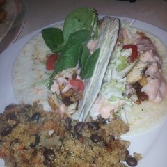 A picture of tilapia fish tacos.