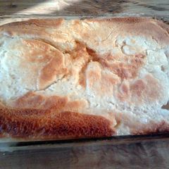 A picture of Dawn's easy peach cobbler.