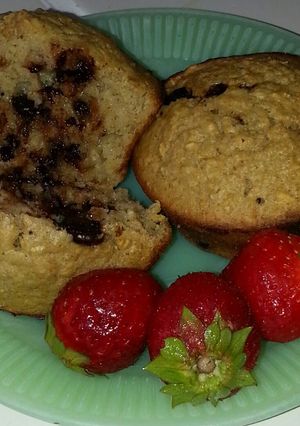A picture of Chocolate chip banana oat muffins.