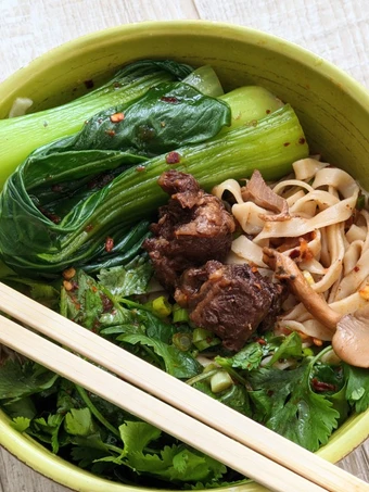Easy Steps to Make Taiwanese Beef Noodle Soup the Delicious You can take Joss in your mouth