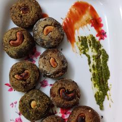 A picture of Hara Bhara kabab.
