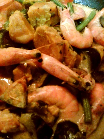 Simple Way Make Recipe Shrimp in Coconut Milk (Filipino Dish) that is Delicious, So Delicious}