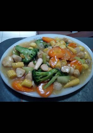 Foto resep Ca brokoli + jamur merang + putren + wortel