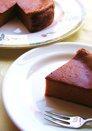 A picture of Easy Rich Caramel Cheesecake.