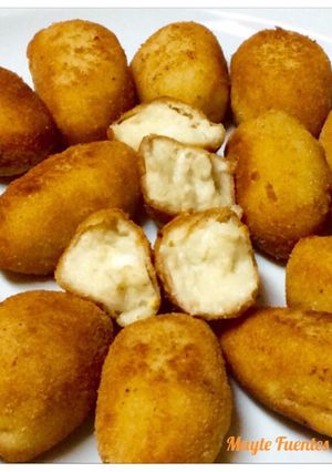 Foto principal de Croquetas con merluza rebozada, atún en aceite y huevo duro